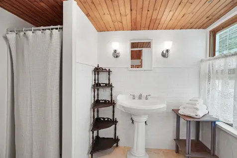 12 & 14 Maple Avenue Oak Bluffs MA 02557
