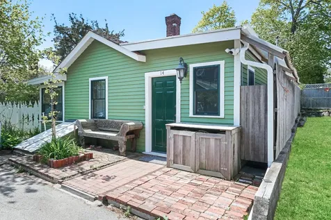12 & 14 Maple Avenue Oak Bluffs MA 02557