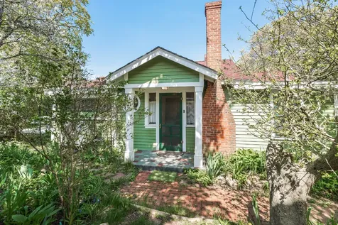 12 & 14 Maple Avenue Oak Bluffs MA 02557