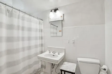 12 & 14 Maple Avenue Oak Bluffs MA 02557