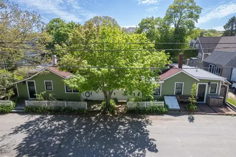 12 & 14 Maple Avenue Oak Bluffs MA 02557