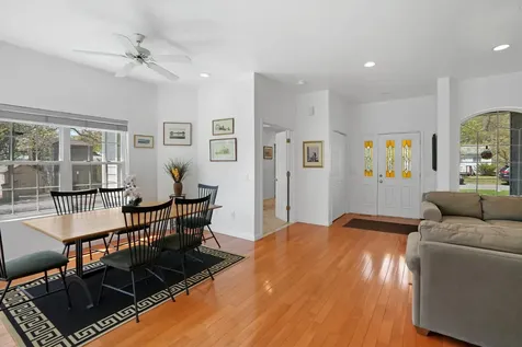 48 Vineyard Avenue Extension Oak Bluffs MA 02568