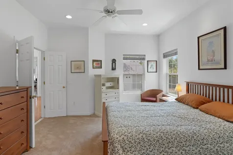 48 Vineyard Avenue Extension Oak Bluffs MA 02568