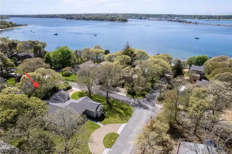 48 Vineyard Avenue Extension Oak Bluffs MA 02568