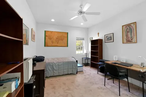 48 Vineyard Avenue Extension Oak Bluffs MA 02568