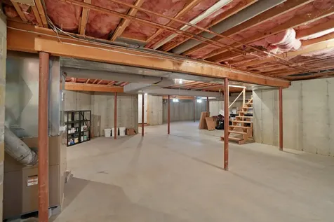 48 Vineyard Avenue Extension Oak Bluffs MA 02568