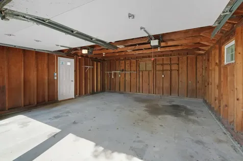 48 Vineyard Avenue Extension Oak Bluffs MA 02568