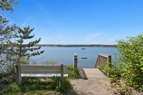 48 Vineyard Avenue Extension Oak Bluffs MA 02568