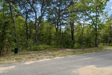 35 Double Ox Road Oak Bluffs MA 02557