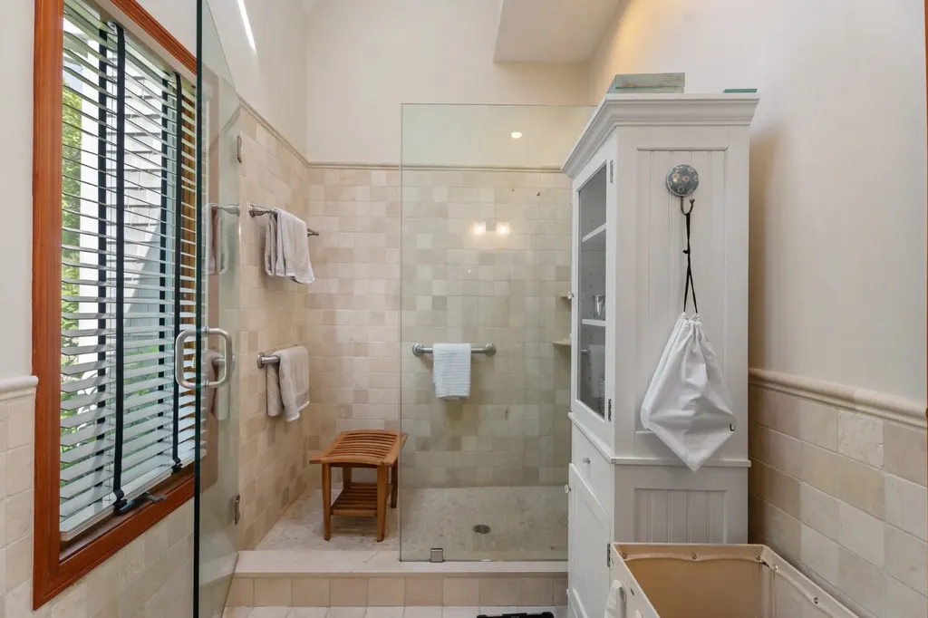 34 Tower Ridge Road Oak Bluffs MA 02557