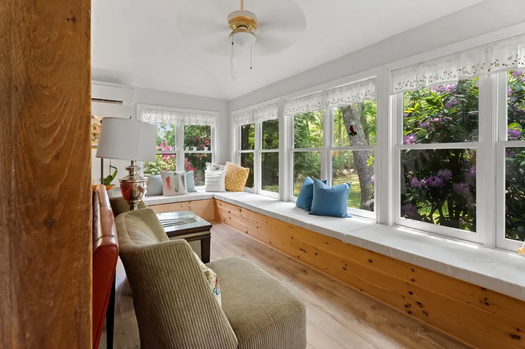 35 Tower Ridge Road Oak Bluffs MA 02557