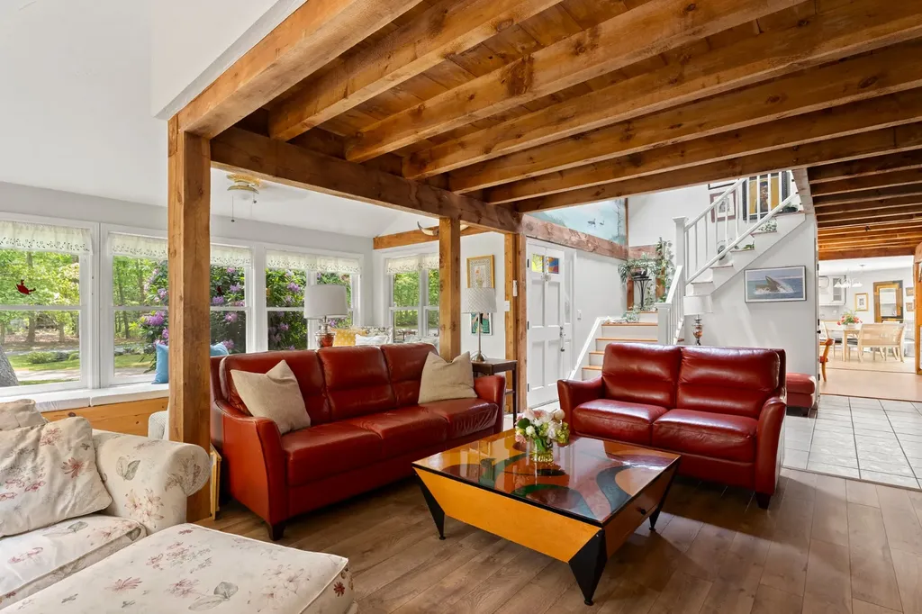 35 Tower Ridge Road Oak Bluffs MA 02557