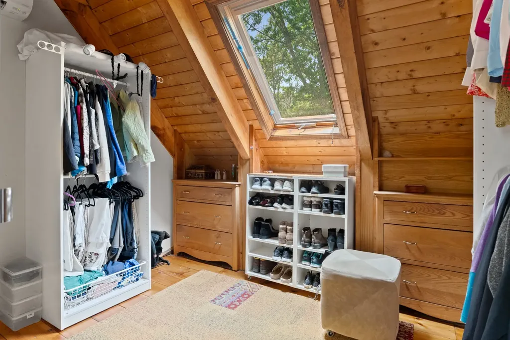 35 Tower Ridge Road Oak Bluffs MA 02557