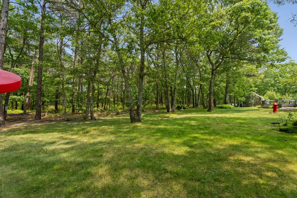 35 Tower Ridge Road Oak Bluffs MA 02557