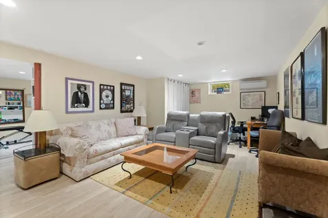 35 Tower Ridge Road Oak Bluffs MA 02557