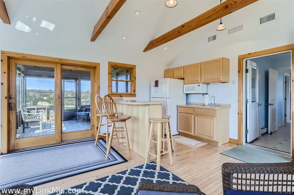 104 Pond View Farm Road West Tisbury MA 02575