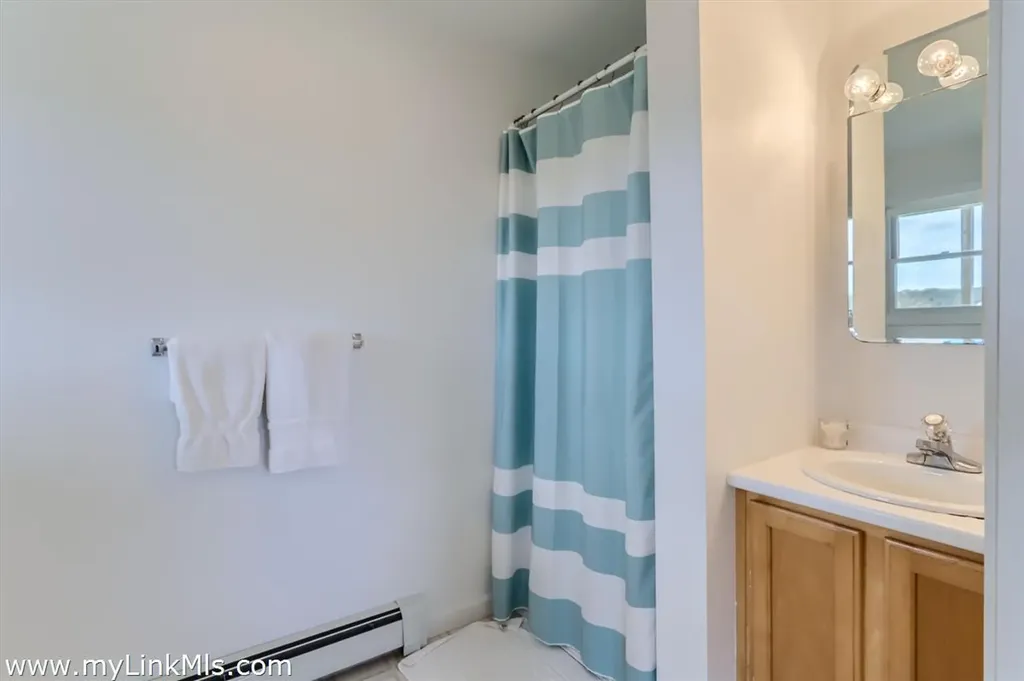 104 Pond View Farm Road West Tisbury MA 02575