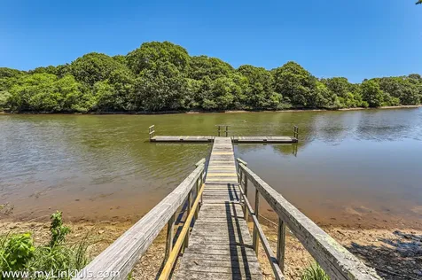 104 Pond View Farm Road West Tisbury MA 02575