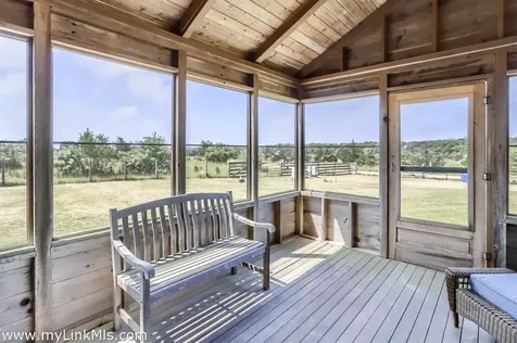 104 Pond View Farm Road West Tisbury MA 02575