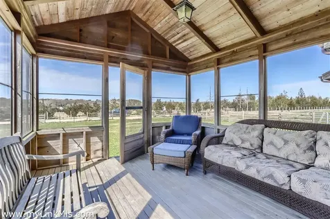 104 Pond View Farm Road West Tisbury MA 02575