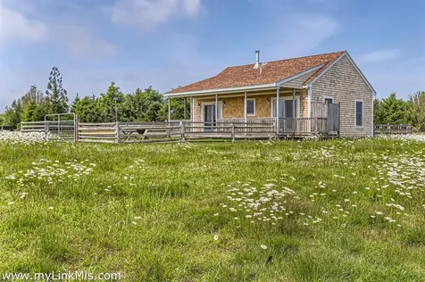 104 Pond View Farm Road West Tisbury MA 02575