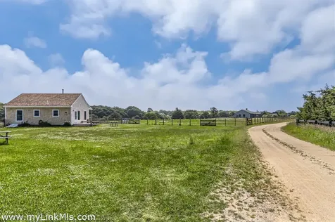 104 Pond View Farm Road West Tisbury MA 02575
