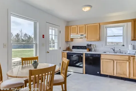 104 Pond View Farm Road West Tisbury MA 02575