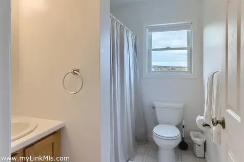 104 Pond View Farm Road West Tisbury MA 02575