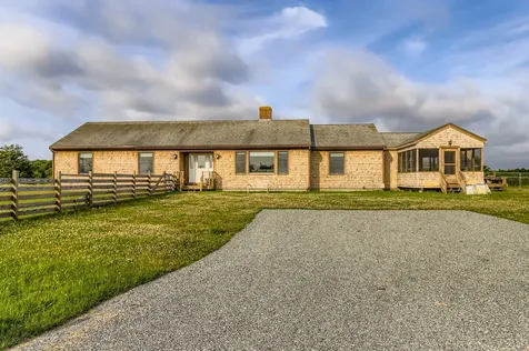 104 Pond View Farm Road West Tisbury MA 02575