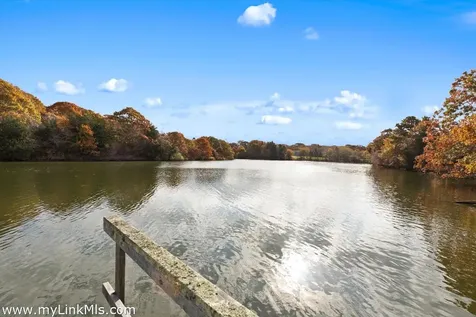 104 Pond View Farm Road West Tisbury MA 02575