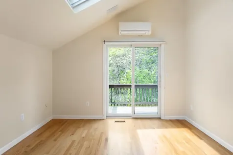 16 Schoolhouse Road Edgartown MA 02539