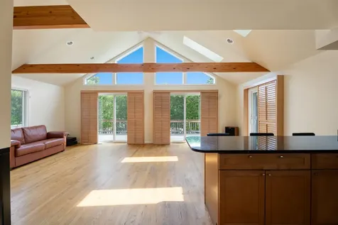 16 Schoolhouse Road Edgartown MA 02539