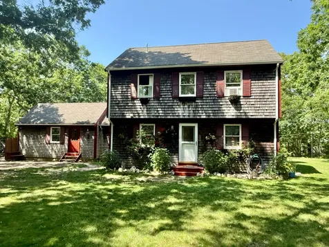 44 Iron Hill Road Oak Bluffs MA 02568