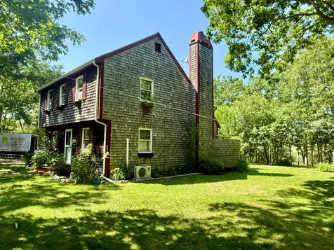 44 Iron Hill Road Oak Bluffs MA 02568