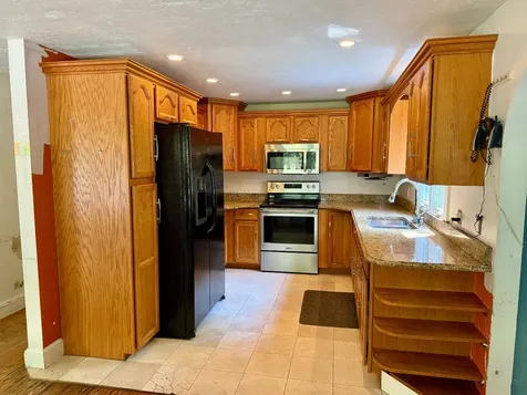 44 Iron Hill Road Oak Bluffs MA 02568