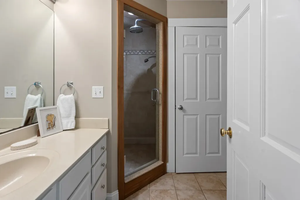 35 Vineyard Avenue Extension Oak Bluffs MA 02557