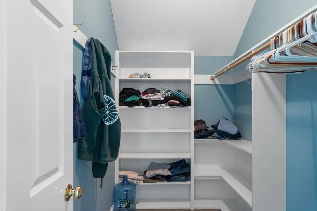 35 Vineyard Avenue Extension Oak Bluffs MA 02557