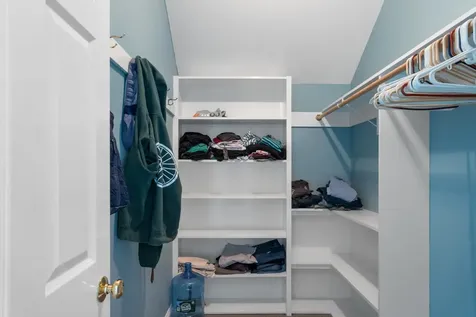 35 Vineyard Avenue Extension Oak Bluffs MA 02557