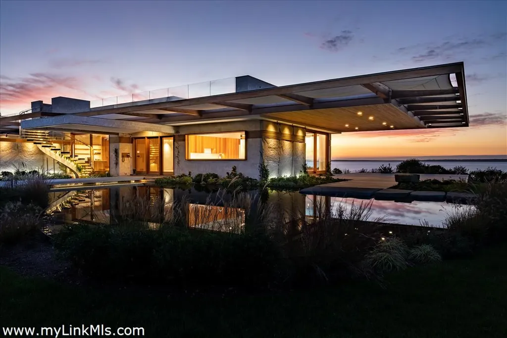 60 Bartimus Luce Road West Tisbury MA 02575