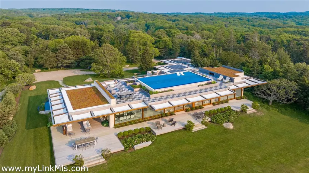 60 Bartimus Luce Road West Tisbury MA 02575