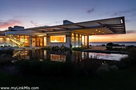 60 Bartimus Luce Road West Tisbury MA 02575