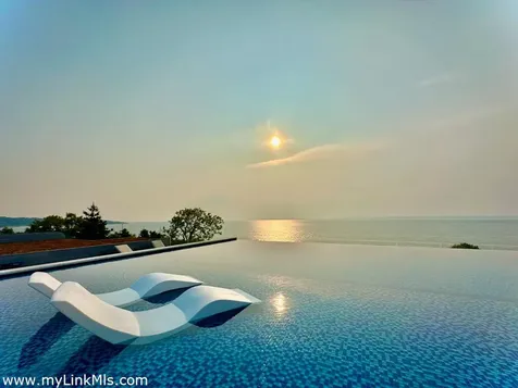 60 Bartimus Luce Road West Tisbury MA 02575