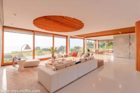 60 Bartimus Luce Road West Tisbury MA 02575