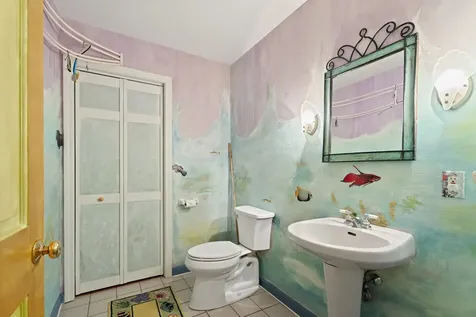 7 Upper Meadow Lane Oak Bluffs MA 02557