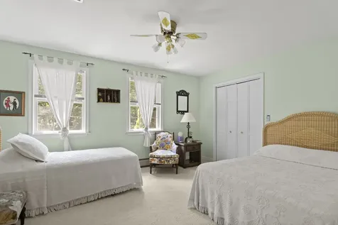 7 Upper Meadow Lane Oak Bluffs MA 02557