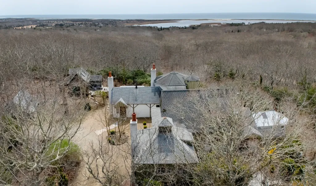 11 By The Woods Chilmark MA 02535