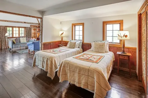 11 By The Woods Chilmark MA 02535