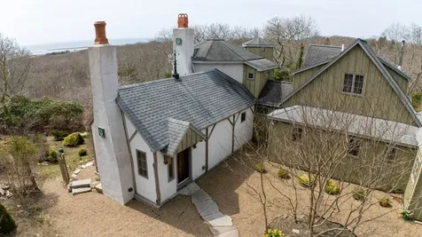 11 By The Woods Chilmark MA 02535