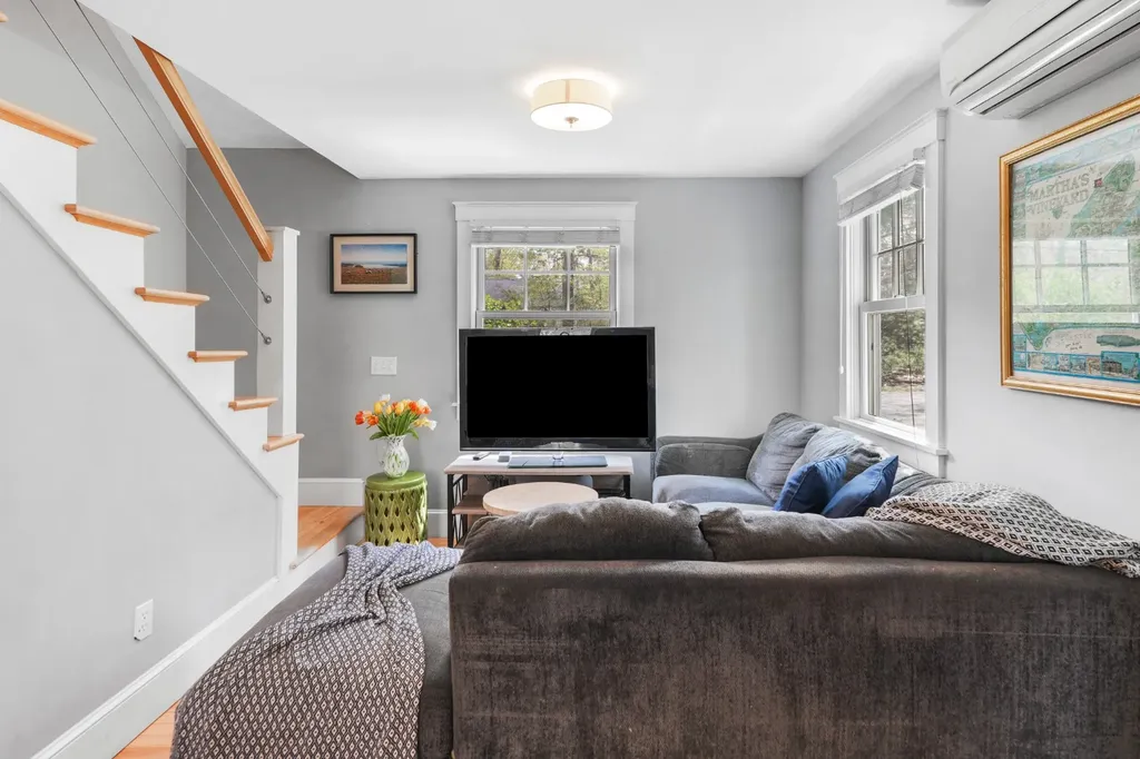 50 Lantern Lane Vineyard Haven MA 02568