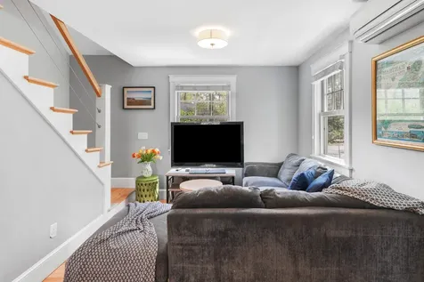 50 Lantern Lane Vineyard Haven MA 02568